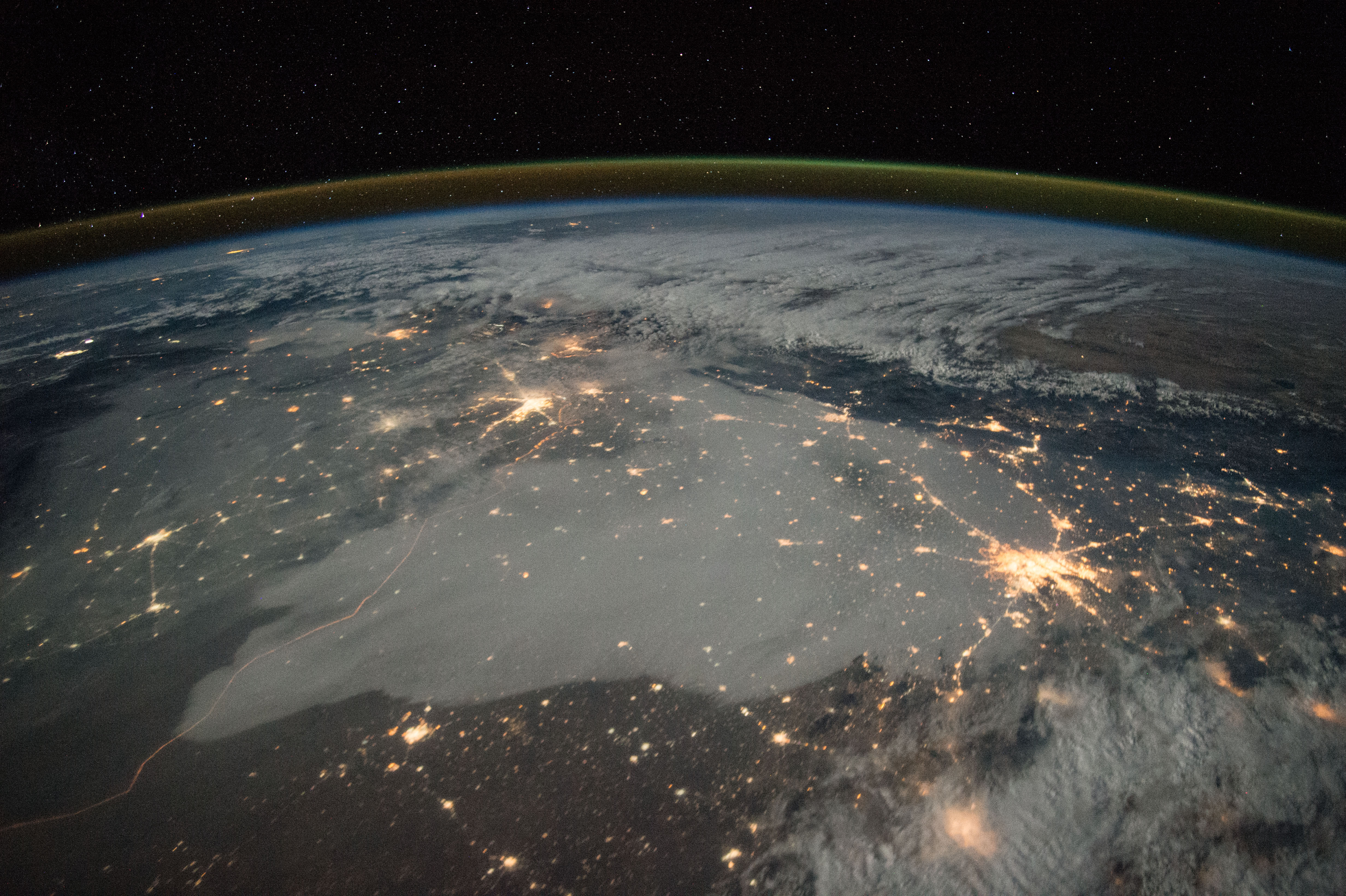 Le nord de l'Inde illuminé la nuit, vu depuis l'ISS